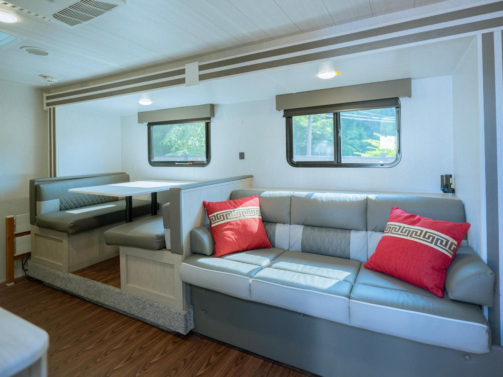 Gramercy Village 山中湖 Glamping &Sauna Yamanakako Exteriör bild