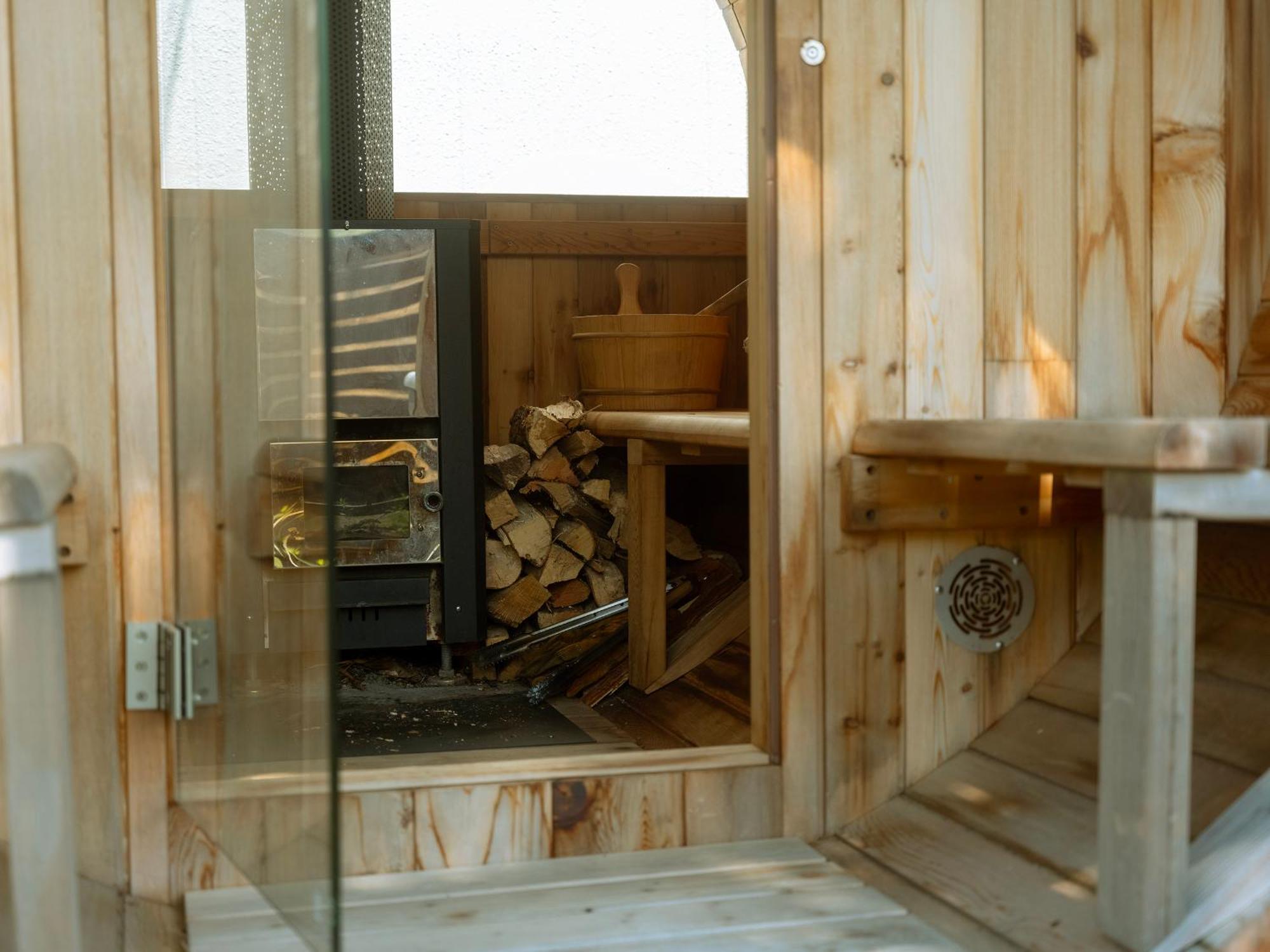 Gramercy Village 山中湖 Glamping &Sauna Yamanakako Exteriör bild